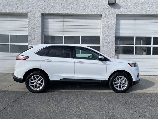 2024 FORD Edge