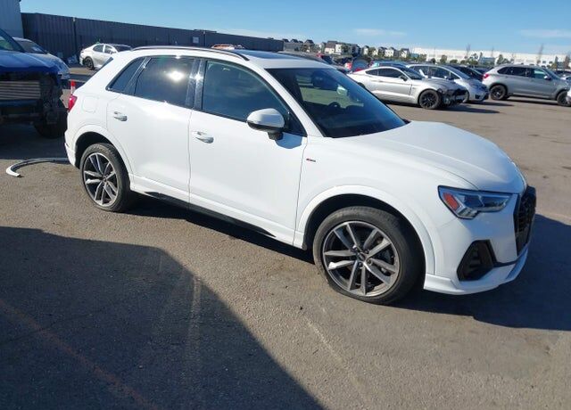 2022 AUDI Q3