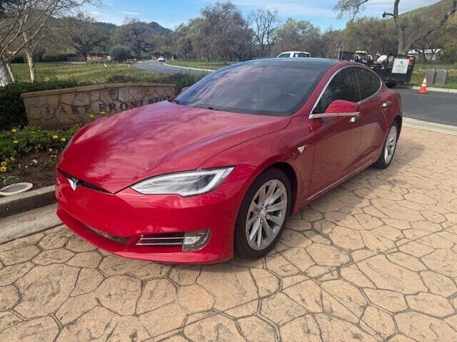 2017 TESLA Model S