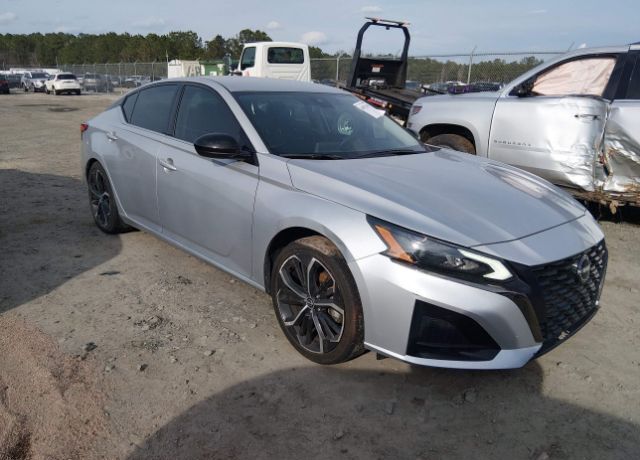 2023 NISSAN Altima