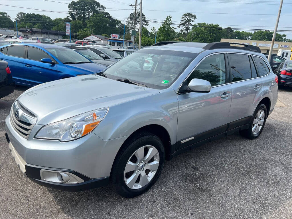 2012 SUBARU Outback