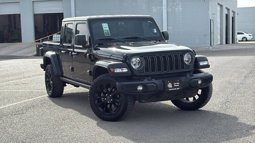 2025 JEEP Gladiator