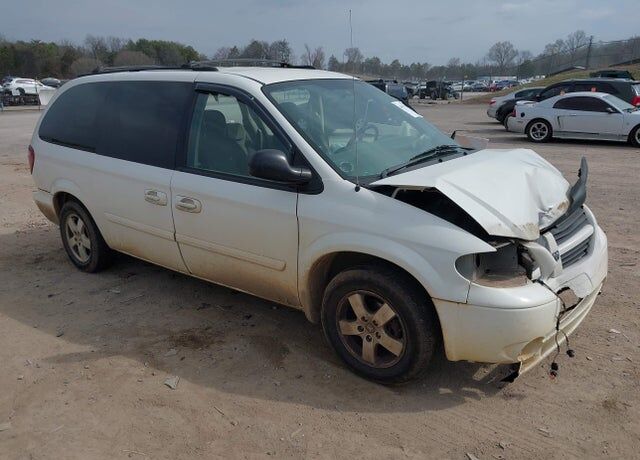 2005 DODGE Caravan