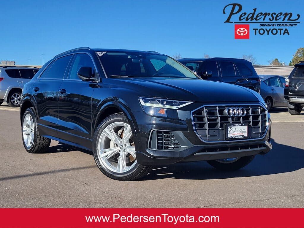 2022 AUDI Q8