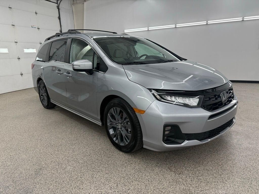 2025 HONDA Odyssey