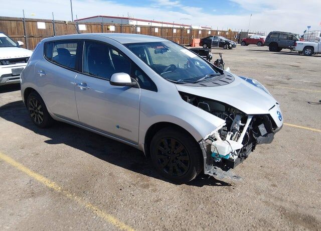 2017 NISSAN Leaf