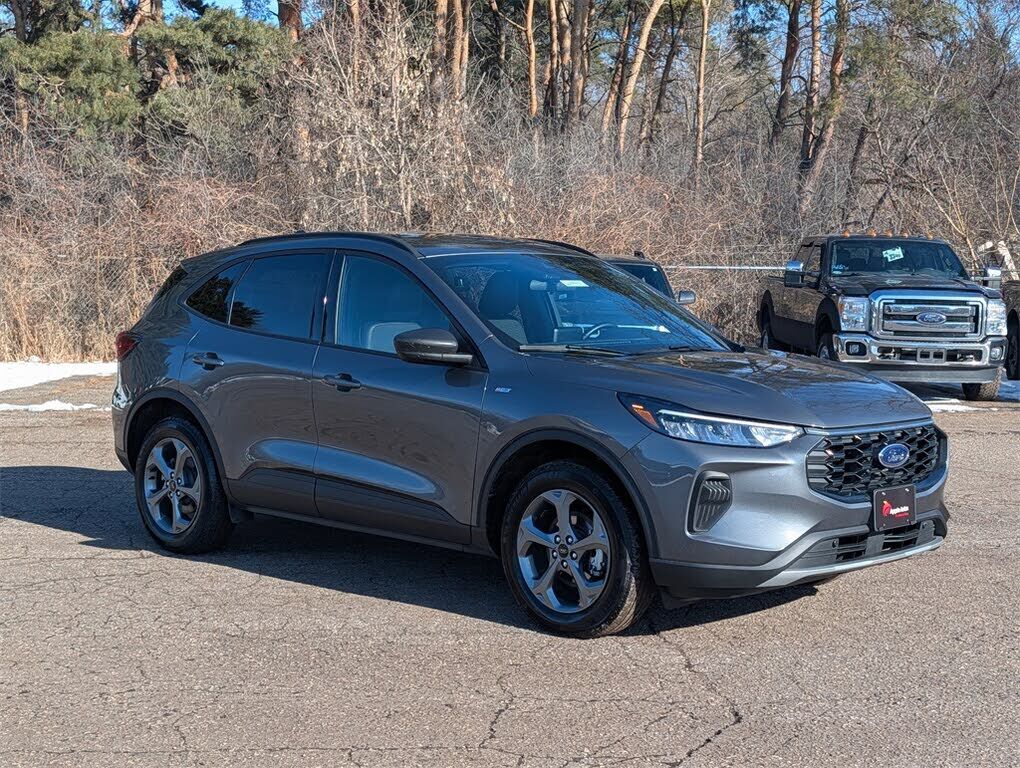 2025 FORD Escape