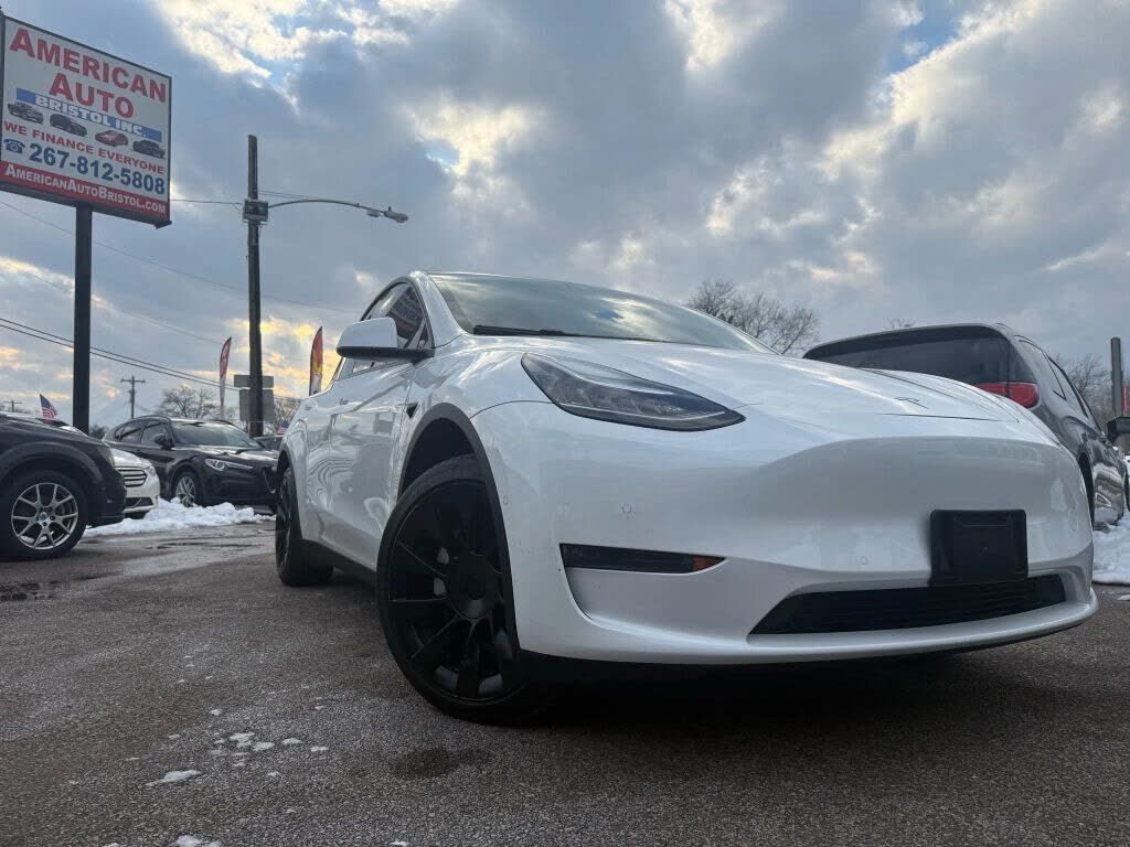 2020 TESLA Model Y
