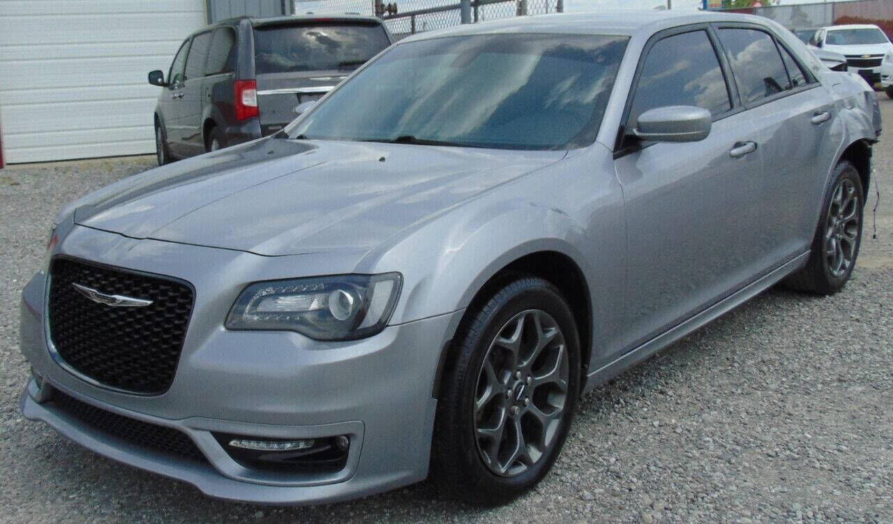 2018 CHRYSLER 300