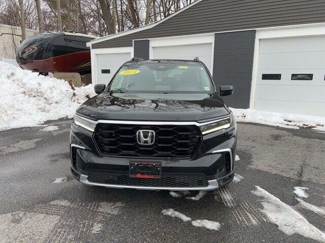 2023 HONDA Pilot