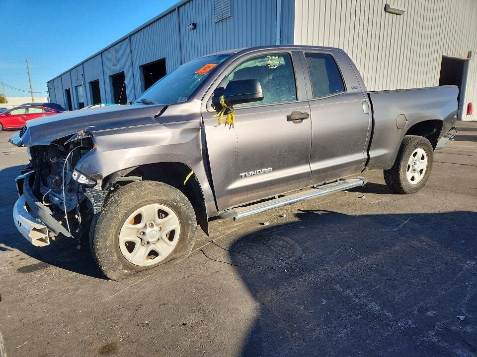 2015 TOYOTA Tundra