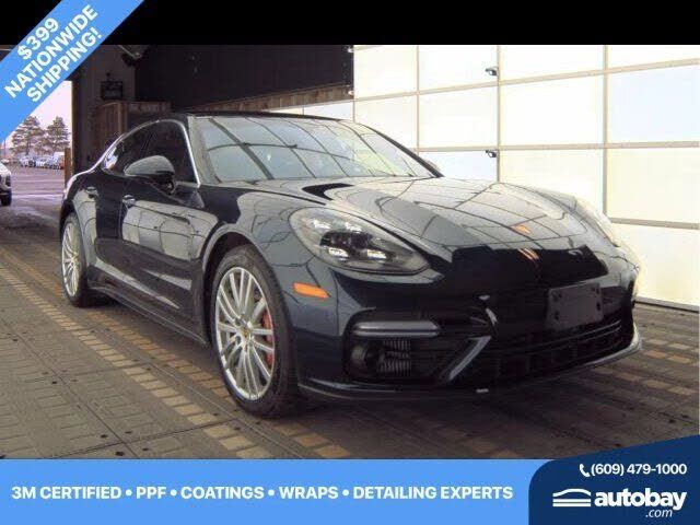 2017 PORSCHE Panamera