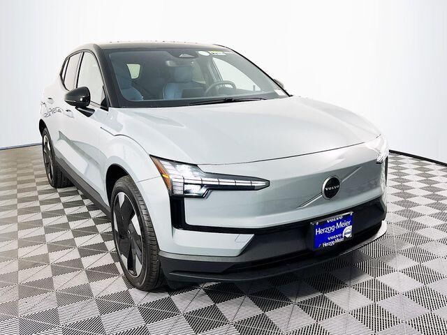 2026 VOLVO EX30