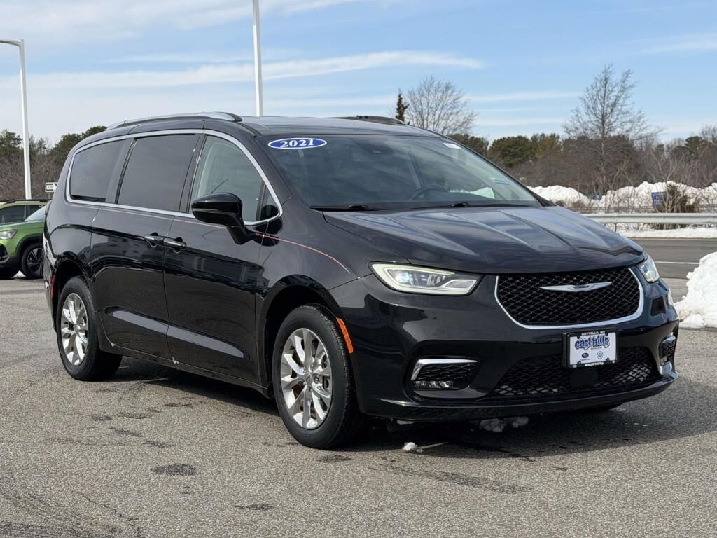 2021 CHRYSLER Pacifica