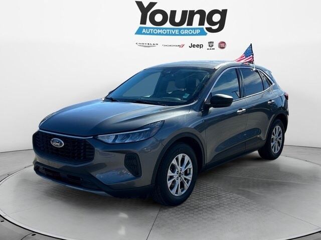 2024 FORD Escape