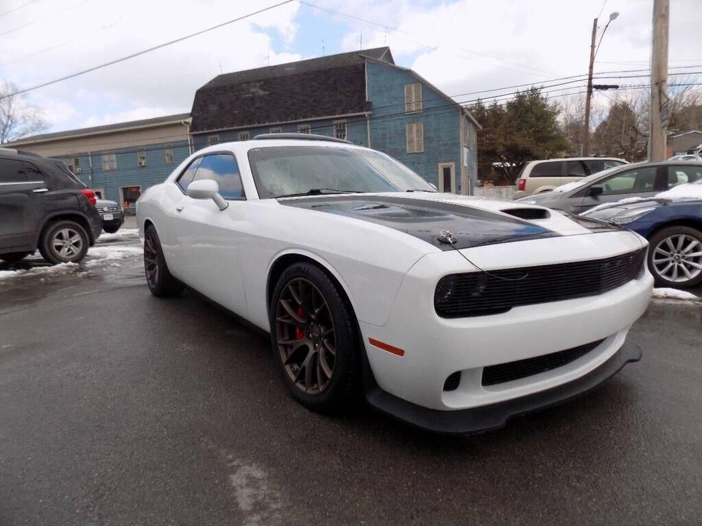 2016 DODGE Challenger