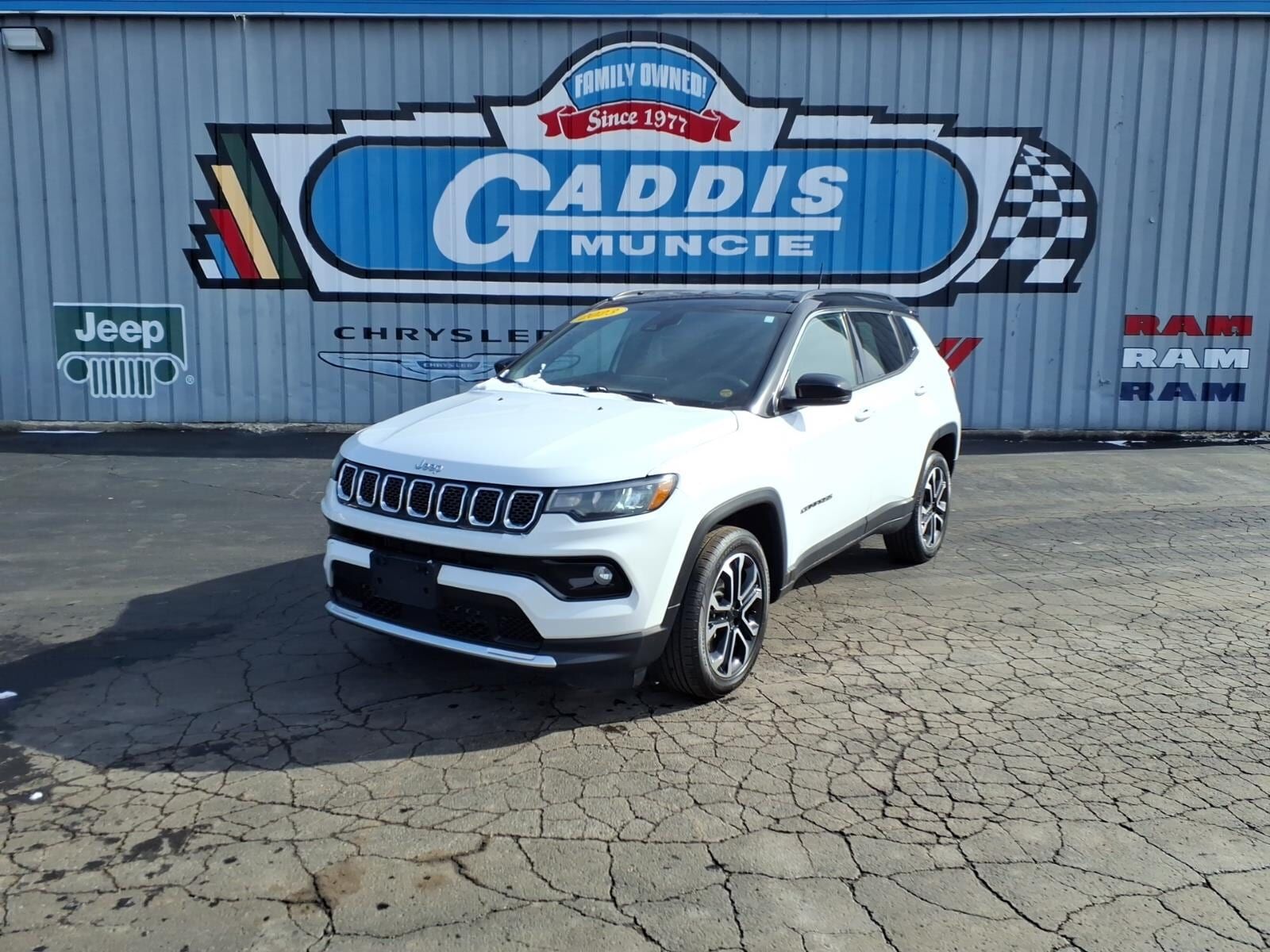 2023 JEEP Compass