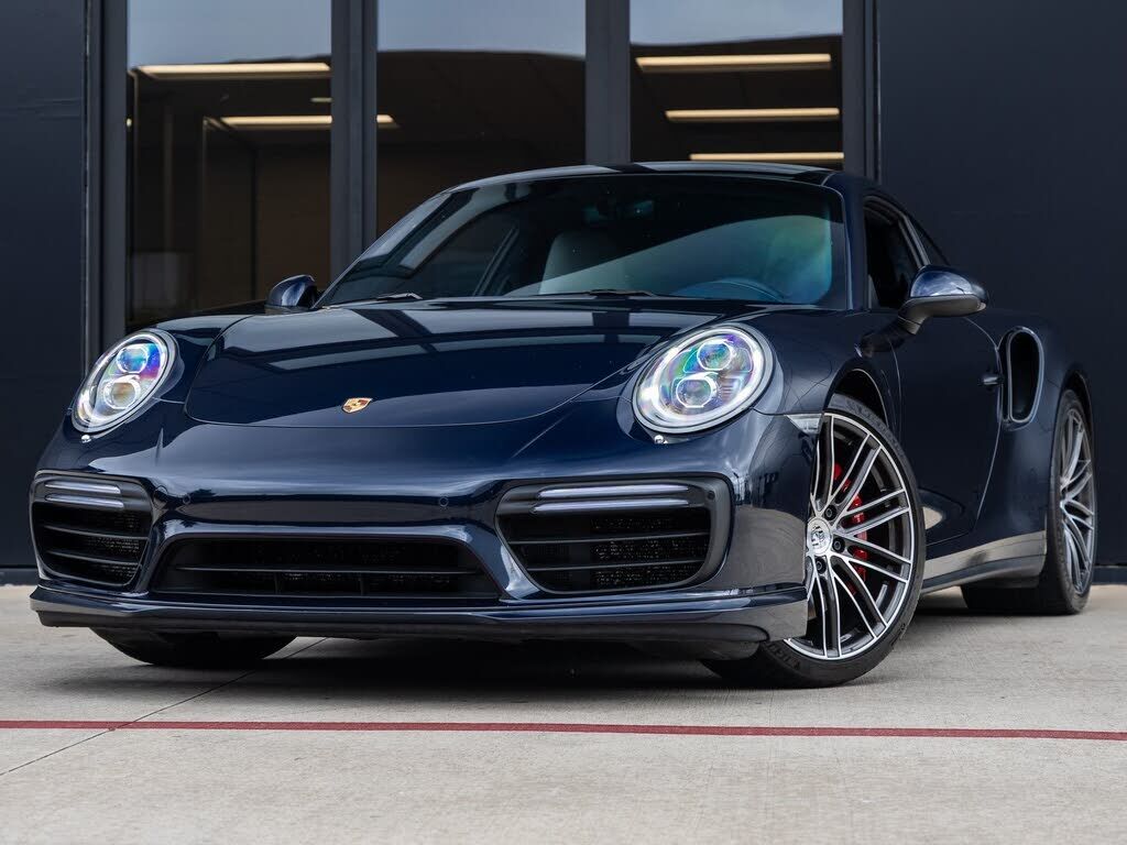 2018 PORSCHE 911