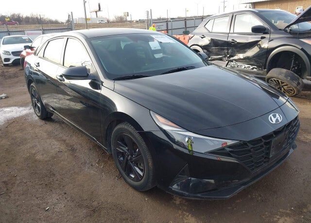 2021 HYUNDAI Elantra