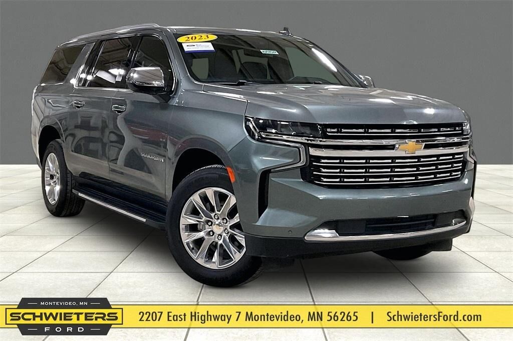 2023 CHEVROLET Suburban