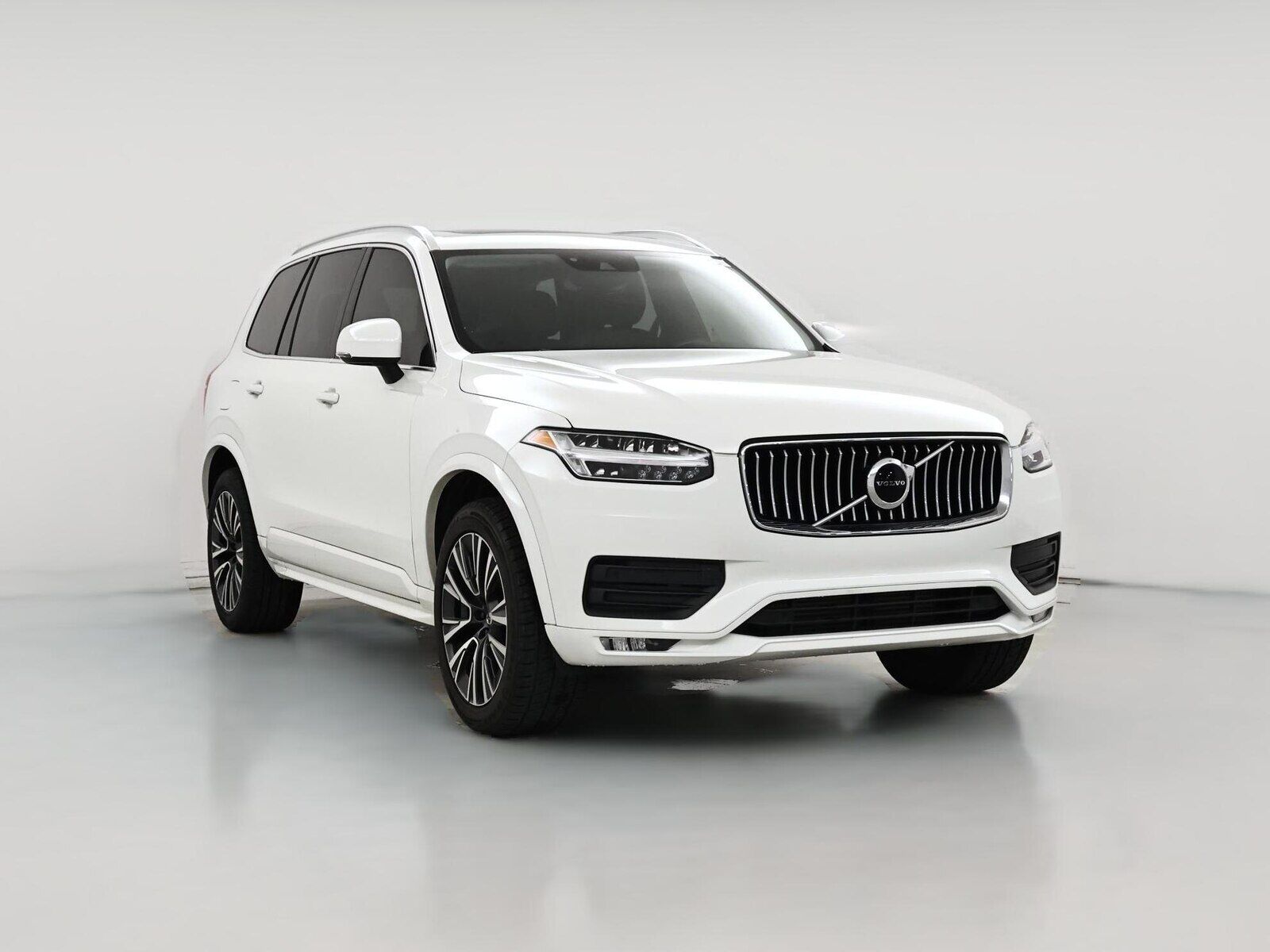2022 VOLVO XC90