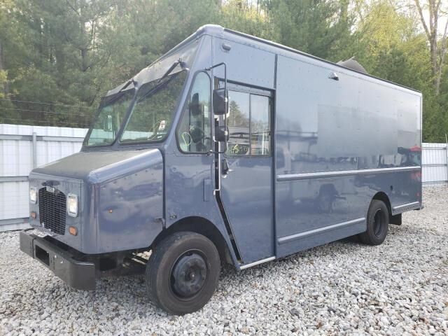 2021 FREIGHTLINER MT 45G Front Gasoline Engine Walk in Van Chassis