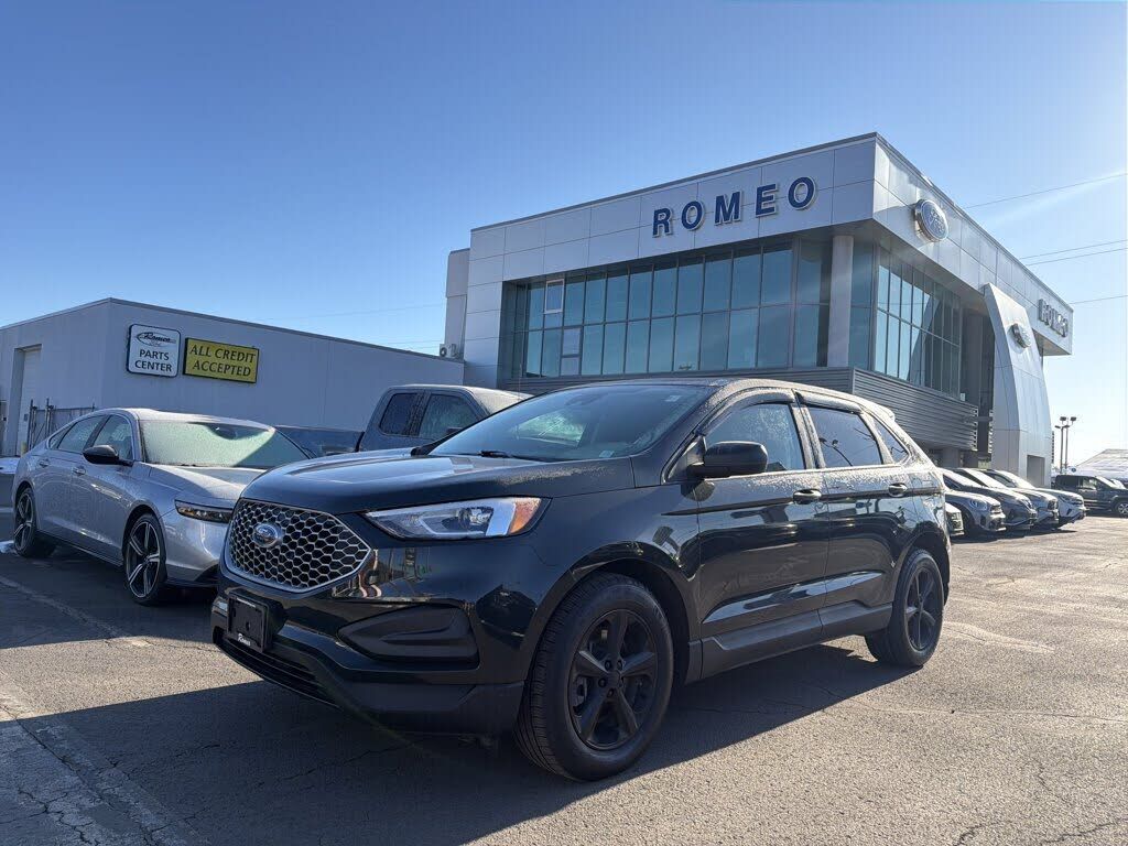2023 FORD Edge