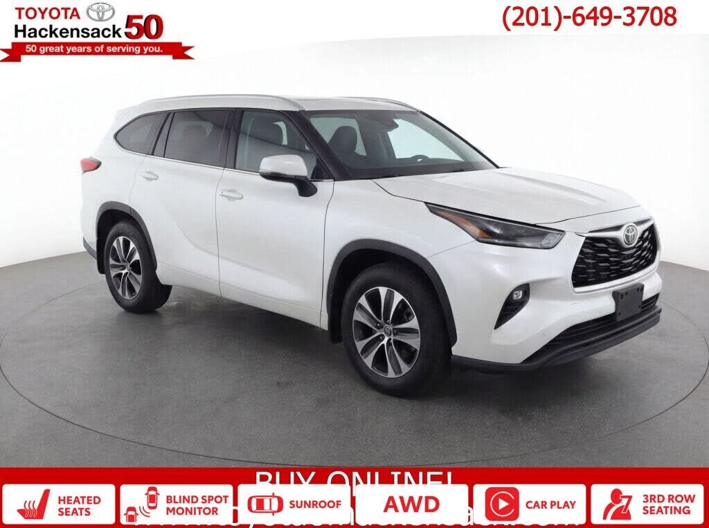 2021 TOYOTA Highlander