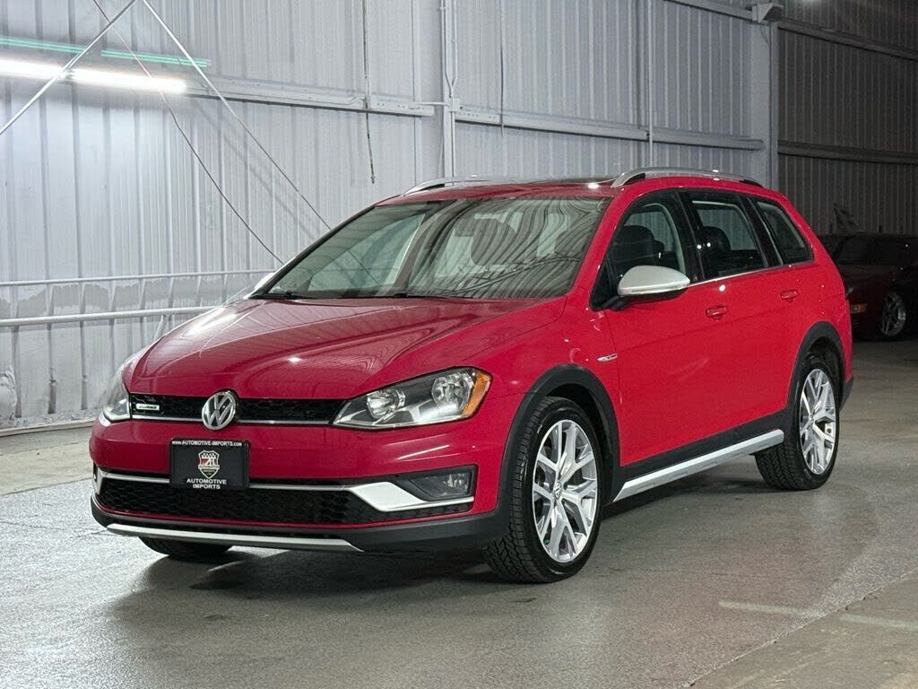 2017 VOLKSWAGEN Golf Alltrack