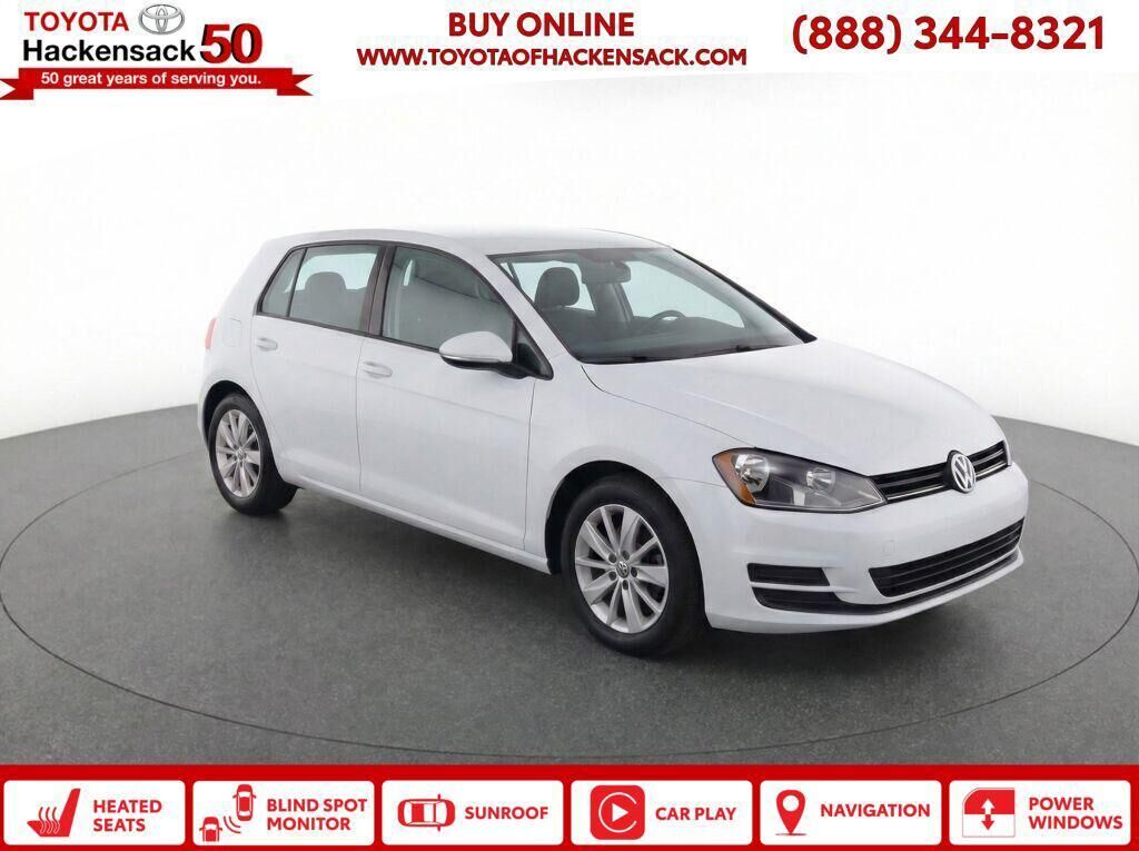 2017 VOLKSWAGEN Golf