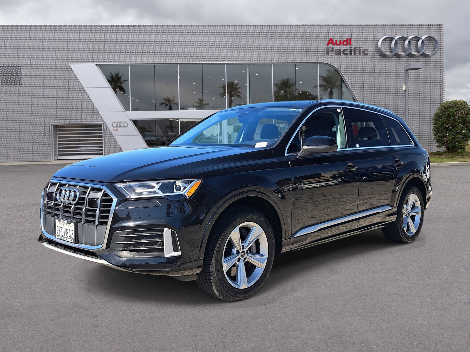 2023 AUDI Q7