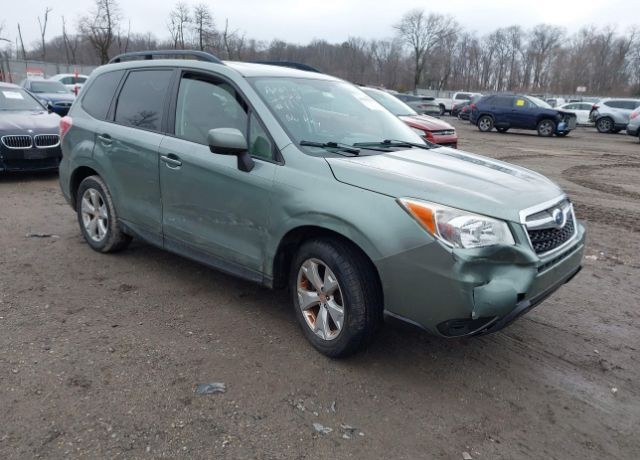 2015 SUBARU Forester