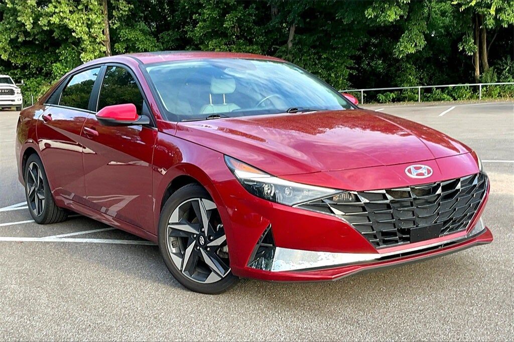 2021 HYUNDAI Elantra