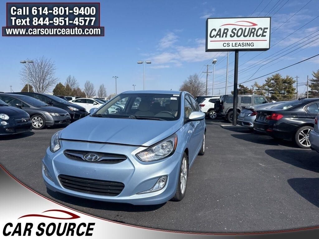 2013 HYUNDAI Accent