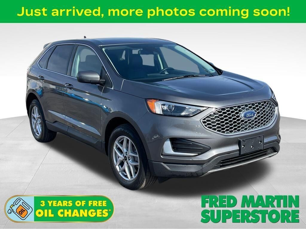 2023 FORD Edge
