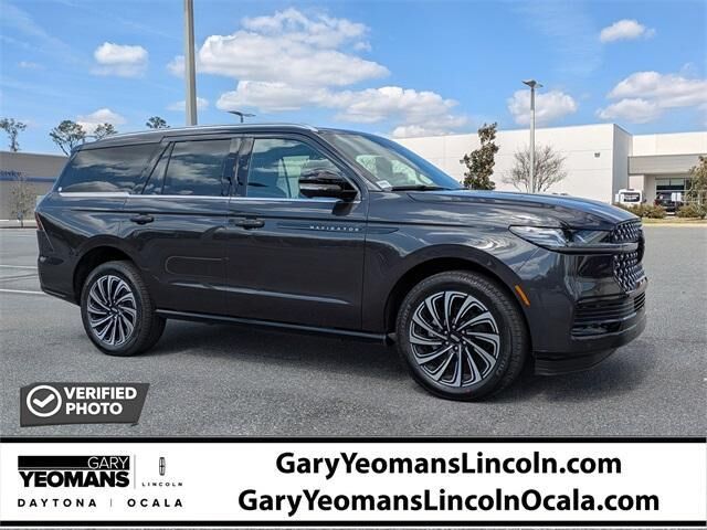 2026 LINCOLN Navigator
