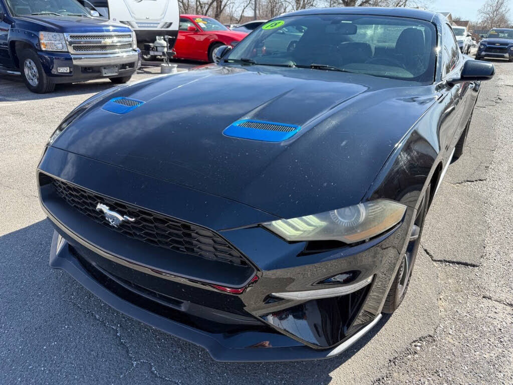 2018 FORD Mustang