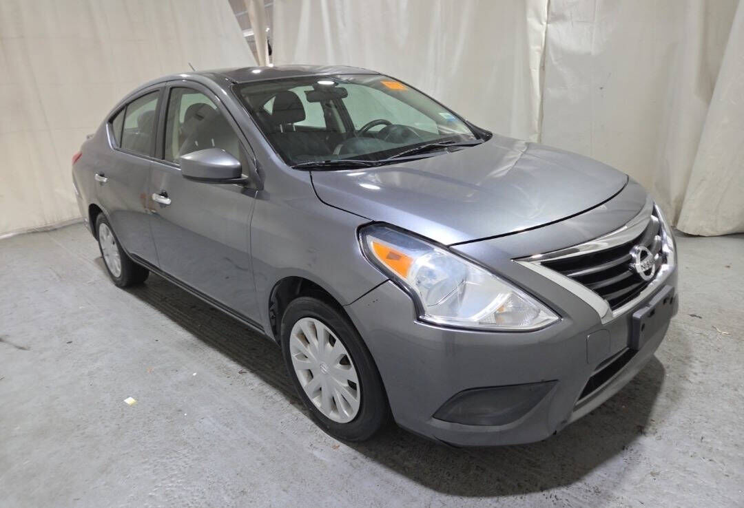 2018 NISSAN Versa
