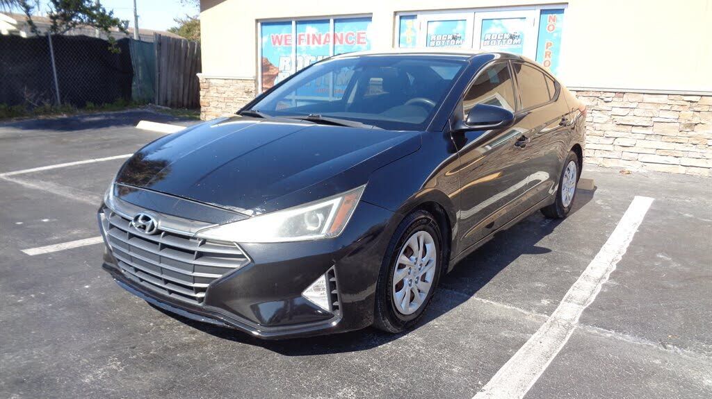 2020 HYUNDAI Elantra