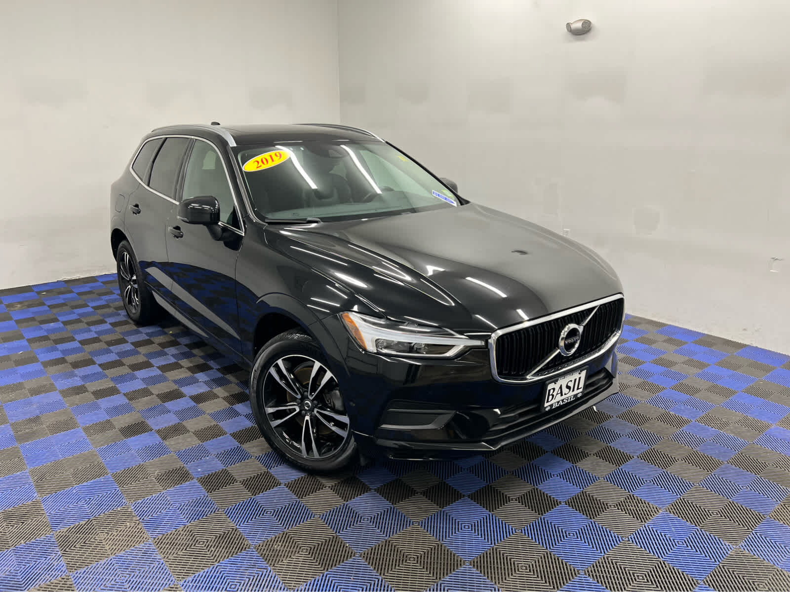 2019 VOLVO XC60