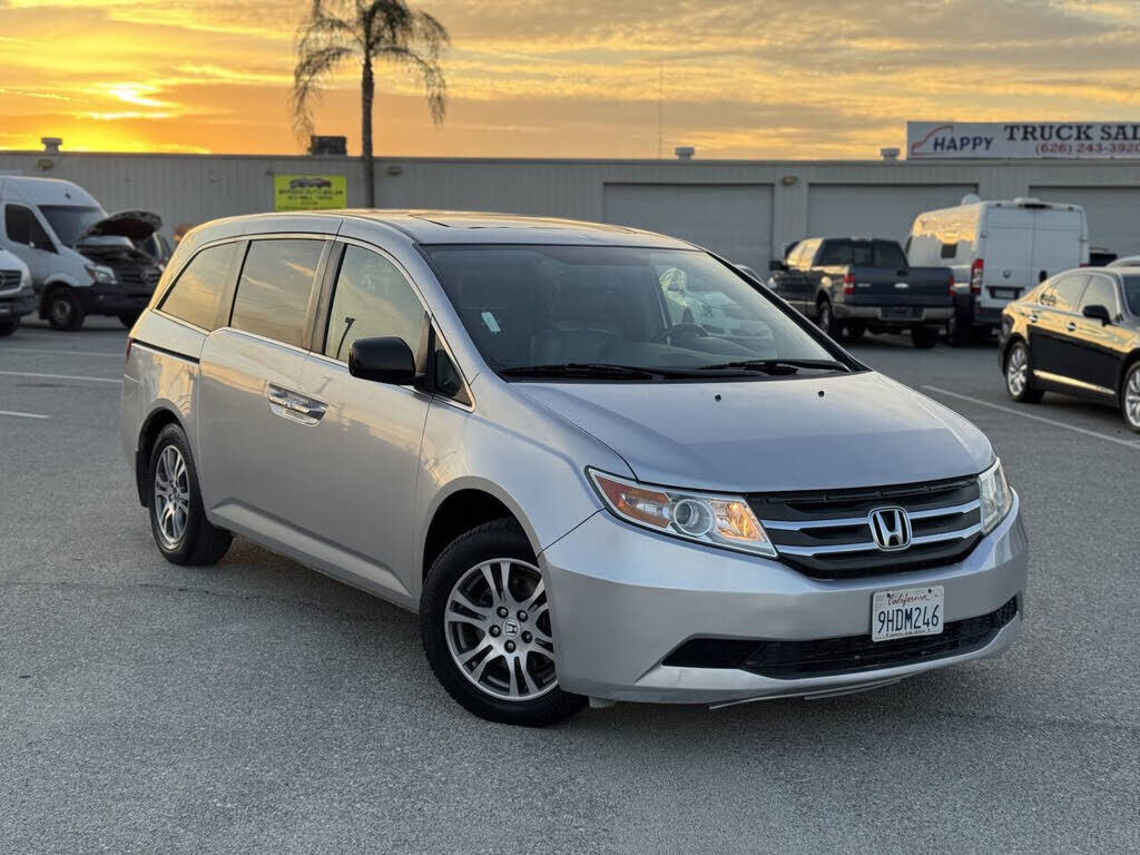 2013 HONDA Odyssey