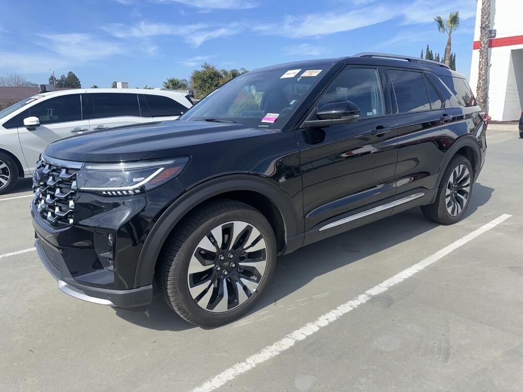 2025 FORD Explorer