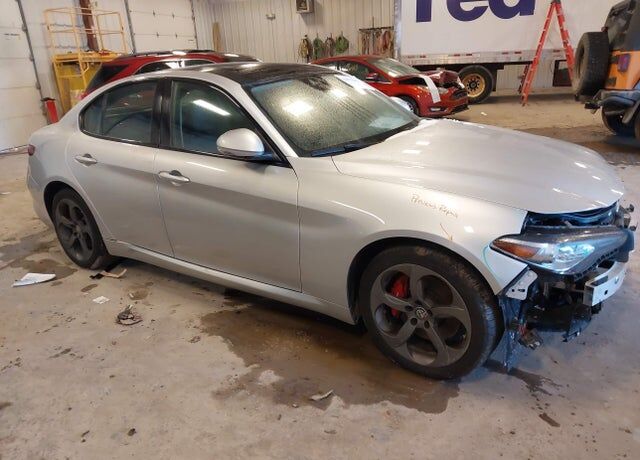 2017 ALFA ROMEO Giulia