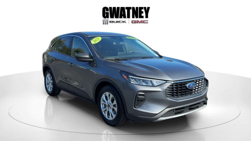 2023 FORD Escape
