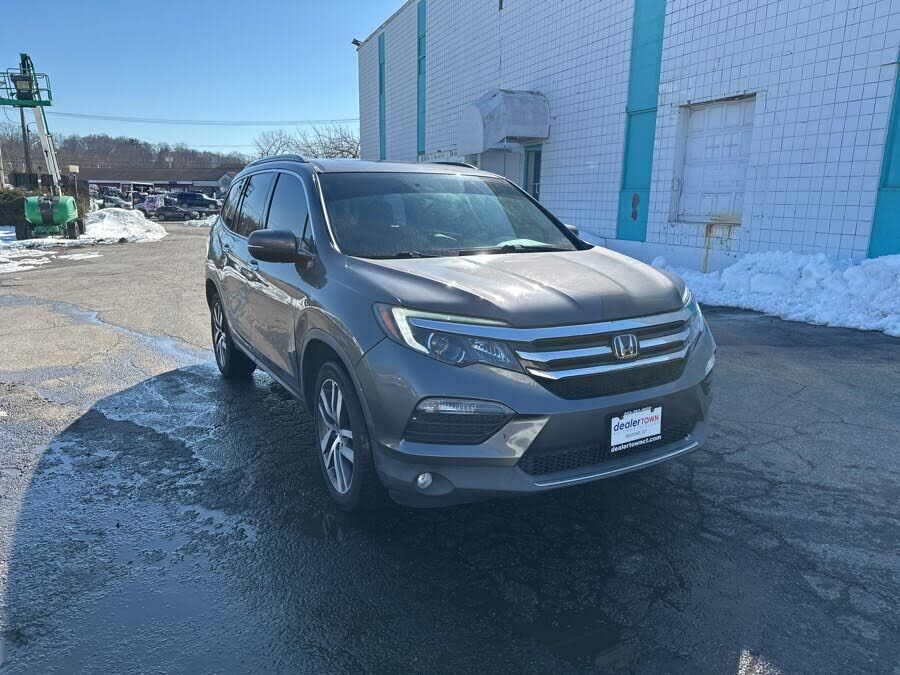2017 HONDA Pilot