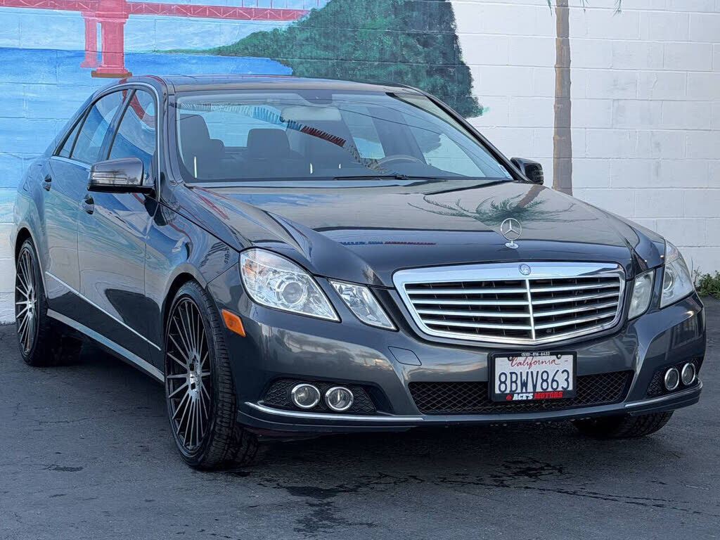 2011 MERCEDES-BENZ E-Class