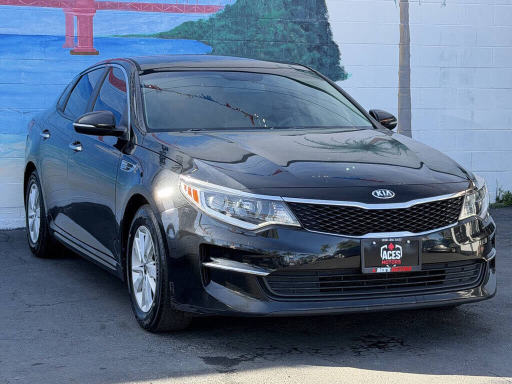 2018 KIA Optima