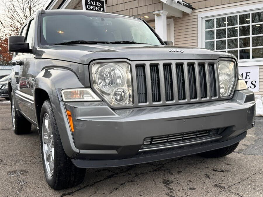 2012 JEEP Liberty