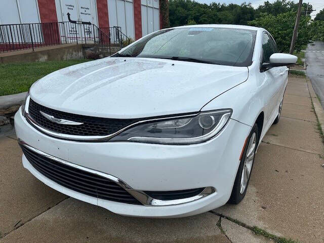 2016 CHRYSLER 200