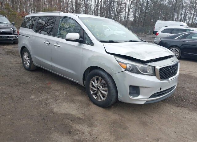2015 KIA Sedona